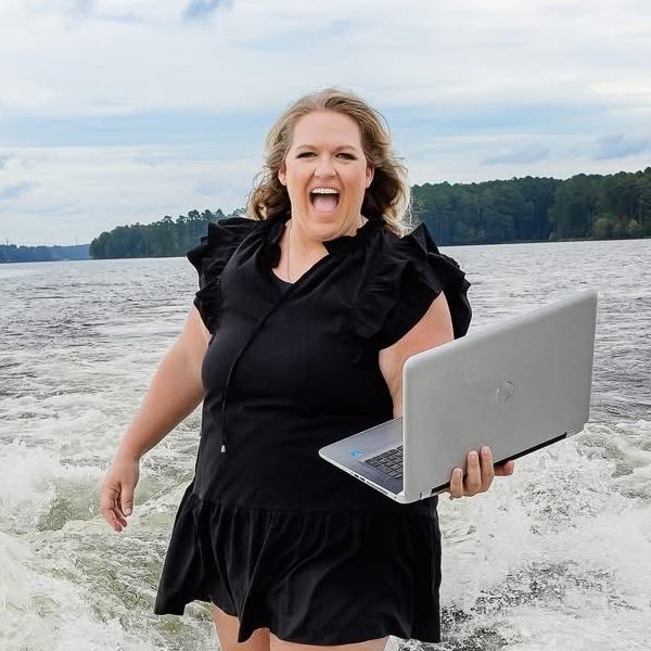 Anna Powell
